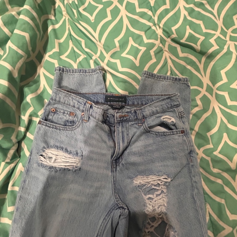 Mid Rise Aeropostale Ripped Mom Jeans